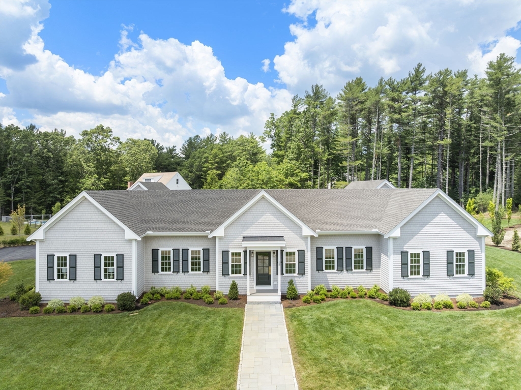 28 Teakettle Ln, Duxbury, Massachusetts, 5 Bedrooms Bedrooms, 11 Rooms Rooms,4.5 BathroomsBathrooms,Residential,For Sale,Teakettle Ln,73541769