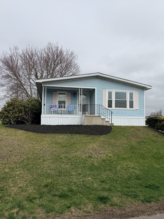 2 Emerald Place, Raynham, Massachusetts, 2 Bedrooms Bedrooms, 5 Rooms Rooms,2 BathroomsBathrooms,Residential,For Sale,Emerald Place,73527407