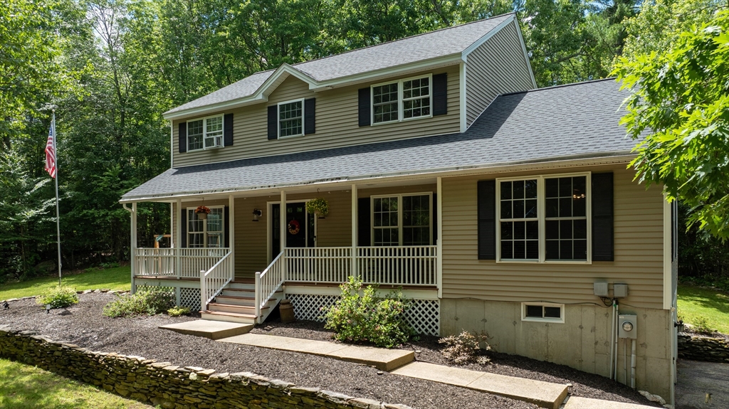 171 Farm Pond Rd, Oakham, Massachusetts, 3 Bedrooms Bedrooms, 8 Rooms Rooms,2.5 BathroomsBathrooms,Residential,For Sale,Farm Pond Rd,73541557