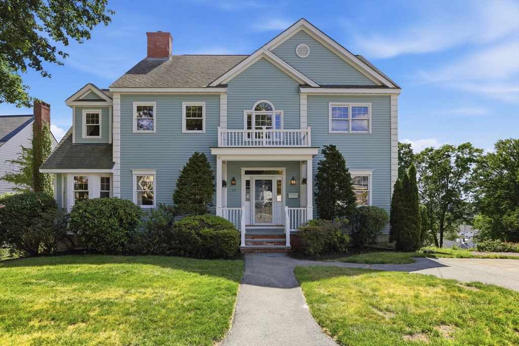 133 Fairmount St., Lowell, Massachusetts, 5 Bedrooms Bedrooms, 10 Rooms Rooms,4.5 BathroomsBathrooms,Residential,For Sale,Fairmount St.,73541564