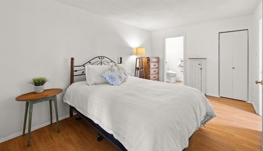 171 Highland Street, Taunton, Massachusetts, 1 Bedroom Bedrooms, 4 Rooms Rooms,1 BathroomBathrooms,Residential,For Sale,Highland Street,73541594