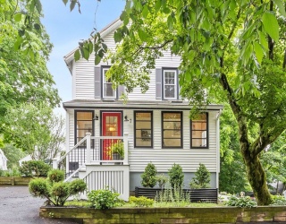 7 Intervale St, Woburn, Massachusetts, 3 Bedrooms Bedrooms, 7 Rooms Rooms,1.5 BathroomsBathrooms,Residential,For Sale,Intervale St,73541597