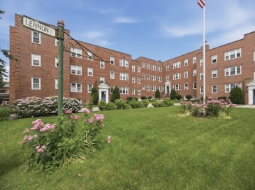 25 Lennon Court, Boston, Massachusetts, 2 Bedrooms Bedrooms, 4 Rooms Rooms,1 BathroomBathrooms,Residential,For Sale,Lennon Court,73541181