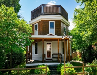 14 Main St, Shelburne, Massachusetts, 3 Bedrooms Bedrooms, 9 Rooms Rooms,2 BathroomsBathrooms,Residential,For Sale,Main St,73541626