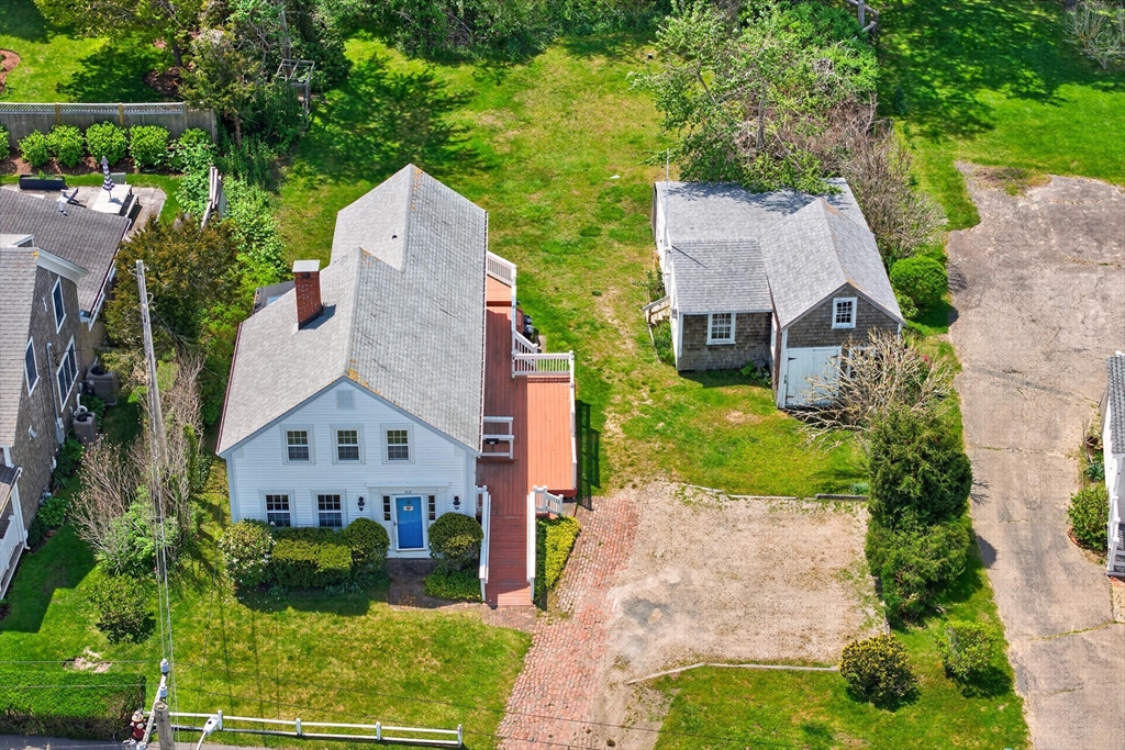 213 Main St, Chatham, Massachusetts, 4 Bedrooms Bedrooms, 6 Rooms Rooms,2 BathroomsBathrooms,Residential,For Sale,Main St,73523164