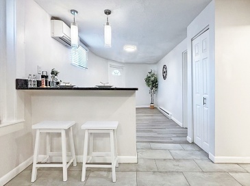 599 Beach St, Revere, Massachusetts, 1 Bedroom Bedrooms, 3 Rooms Rooms,1 BathroomBathrooms,Residential,For Sale,Beach St,73541637