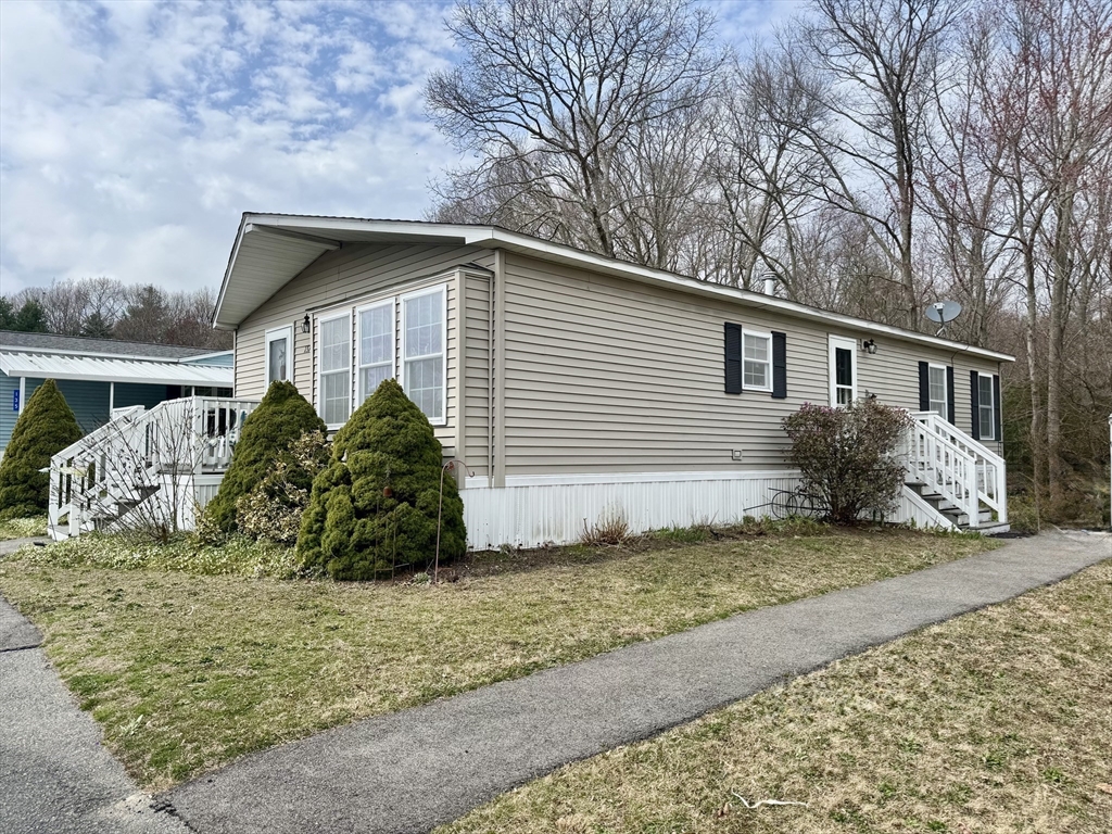 50 Highland Street, Taunton, Massachusetts, 2 Bedrooms Bedrooms, 6 Rooms Rooms,1 BathroomBathrooms,Residential,For Sale,Highland Street,73501249