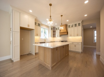 45 Thomas Mann Circle, Norfolk, Massachusetts, 3 Bedrooms Bedrooms, 8 Rooms Rooms,2.5 BathroomsBathrooms,Residential,For Sale,Thomas Mann Circle,73479680