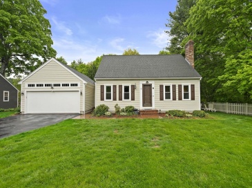 9 Rice Ave., Northborough, Massachusetts, 4 Bedrooms Bedrooms, 7 Rooms Rooms,2 BathroomsBathrooms,Residential,For Sale,Rice Ave.,73518994