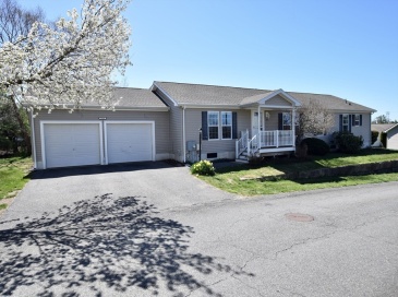 2006 Green St., Middleboro, Massachusetts, 3 Bedrooms Bedrooms, 7 Rooms Rooms,2 BathroomsBathrooms,Residential,For Sale,Green St.,73508231