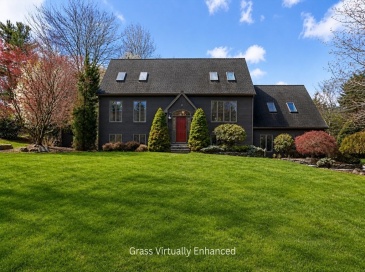 35 Sandra Dr., East Bridgewater, Massachusetts, 4 Bedrooms Bedrooms, 11 Rooms Rooms,3 BathroomsBathrooms,Residential,For Sale,Sandra Dr.,73516157