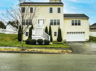 44 Gedney Dr, Peabody, Massachusetts, 3 Bedrooms Bedrooms, 6 Rooms Rooms,3.5 BathroomsBathrooms,Residential,For Sale,Gedney Dr,73505055 44 Gedney Dr, Peabody, Massachusetts, 3 Bedrooms Bedrooms, 6 Rooms Rooms,3.5 BathroomsBathrooms,Residential,For Sale,Gedney Dr,73505055