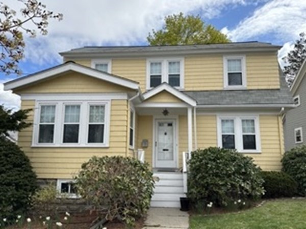 10 Bellevue Road, Belmont, Massachusetts, 3 Bedrooms Bedrooms, 7 Rooms Rooms,1.5 BathroomsBathrooms,Residential Lease,For Rent,Bellevue Road,73534668