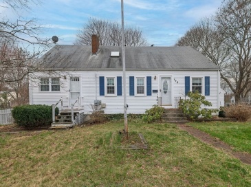 175 Levin Road, Rockland, Massachusetts, 5 Bedrooms Bedrooms, 10 Rooms Rooms,3 BathroomsBathrooms,Residential,For Sale,Levin Road,73502257