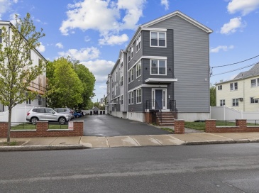 170 Bradford St, Everett, Massachusetts, 3 Bedrooms Bedrooms, 6 Rooms Rooms,2 BathroomsBathrooms,Residential,For Sale,Bradford St,73517644 170 Bradford St, Everett, Massachusetts, 3 Bedrooms Bedrooms, 6 Rooms Rooms,2 BathroomsBathrooms,Residential,For Sale,Bradford St,73517644