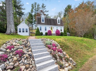 60 Oakleaf Dr, Marshfield, Massachusetts, 3 Bedrooms Bedrooms, 7 Rooms Rooms,3 BathroomsBathrooms,Residential,For Sale,Oakleaf Dr,73517319