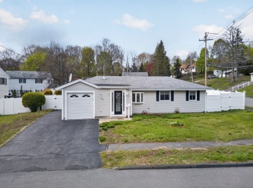1 Reed Rd, Peabody, Massachusetts, 3 Bedrooms Bedrooms, 7 Rooms Rooms,2 BathroomsBathrooms,Residential,For Sale,Reed Rd,73515333