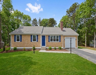 29 Timber Lane, Dennis, Massachusetts, 3 Bedrooms Bedrooms, 5 Rooms Rooms,1.5 BathroomsBathrooms,Residential,For Sale,Timber Lane,73515523