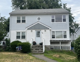 35 Pearl Ave, Winthrop, Massachusetts, 2 Bedrooms Bedrooms, 4 Rooms Rooms,1 BathroomBathrooms,Residential Lease,For Rent,Pearl Ave,73541839