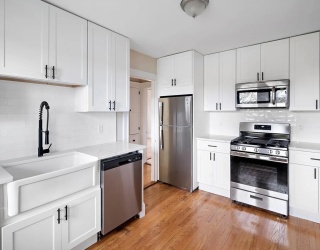 23 Thelma Road, Boston, Massachusetts, 4 Bedrooms Bedrooms, 6 Rooms Rooms,2 BathroomsBathrooms,Residential Lease,For Rent,Thelma Road,73541848