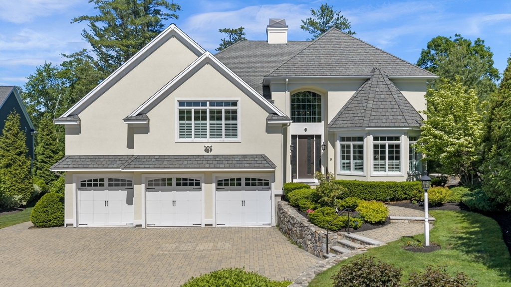9 Trevino Circle, Andover, Massachusetts, 6 Bedrooms Bedrooms, 13 Rooms Rooms,6 BathroomsBathrooms,Residential,For Sale,Trevino Circle,73541860