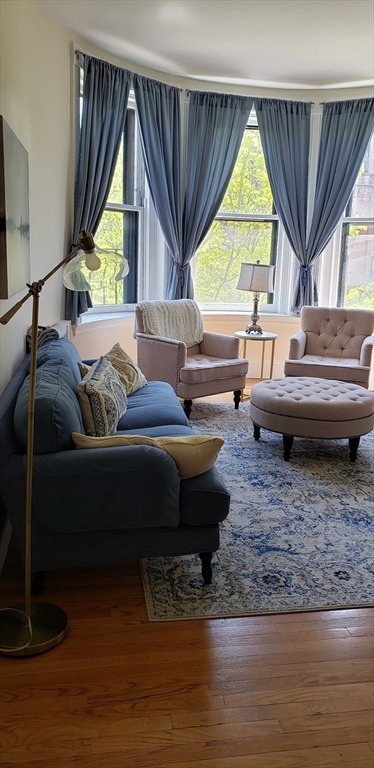 488 Beacon, Boston, Massachusetts, 1 Bedroom Bedrooms, 4 Rooms Rooms,1 BathroomBathrooms,Residential Lease,For Rent,Beacon,73541871