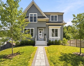 36 Neillian Crescent, Boston, Massachusetts, 5 Bedrooms Bedrooms, 10 Rooms Rooms,3.5 BathroomsBathrooms,Residential,For Sale,Neillian Crescent,73541806
