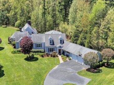 123 Farm Street, Dover, Massachusetts, 5 Bedrooms Bedrooms, 11 Rooms Rooms,5 BathroomsBathrooms,Residential,For Sale,Farm Street,73541897