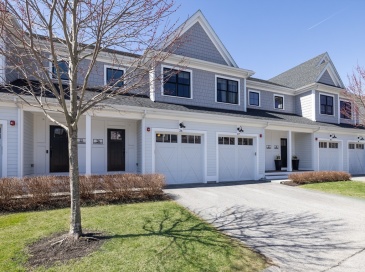 26 Southfield Ln, Sherborn, Massachusetts, 2 Bedrooms Bedrooms, 6 Rooms Rooms,2.5 BathroomsBathrooms,Residential,For Sale,Southfield Ln,73541817