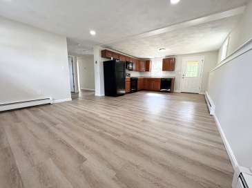 23 Boston Road, Billerica, Massachusetts, 2 Bedrooms Bedrooms, 5 Rooms Rooms,1 BathroomBathrooms,Residential Lease,For Rent,Boston Road,73541918