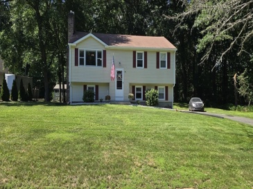 135 Red Fox Dr, Agawam, Massachusetts, 3 Bedrooms Bedrooms, 7 Rooms Rooms,1 BathroomBathrooms,Residential,For Sale,Red Fox Dr,73541932 135 Red Fox Dr, Agawam, Massachusetts, 3 Bedrooms Bedrooms, 7 Rooms Rooms,1 BathroomBathrooms,Residential,For Sale,Red Fox Dr,73541932