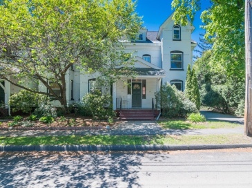 21 Lyman Rd, Northampton, Massachusetts, 2 Bedrooms Bedrooms, 6 Rooms Rooms,2 BathroomsBathrooms,Residential Lease,For Rent,Lyman Rd,73523303 21 Lyman Rd, Northampton, Massachusetts, 2 Bedrooms Bedrooms, 6 Rooms Rooms,2 BathroomsBathrooms,Residential Lease,For Rent,Lyman Rd,73523303
