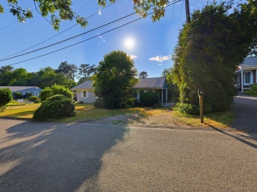 18 Cobb Ave, Yarmouth, Massachusetts, 2 Bedrooms Bedrooms, 3 Rooms Rooms,1 BathroomBathrooms,Residential,For Sale,Cobb Ave,73541958 18 Cobb Ave, Yarmouth, Massachusetts, 2 Bedrooms Bedrooms, 3 Rooms Rooms,1 BathroomBathrooms,Residential,For Sale,Cobb Ave,73541958
