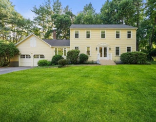 30 Stanhope Dr, Norfolk, Massachusetts, 4 Bedrooms Bedrooms, 9 Rooms Rooms,3 BathroomsBathrooms,Residential,For Sale,Stanhope Dr,73542097