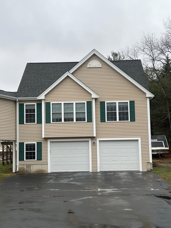 367 Rockland St, Abington, Massachusetts, 1 Bedroom Bedrooms, 4 Rooms Rooms,1 BathroomBathrooms,Residential Lease,For Rent,Rockland St,73493739