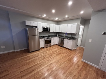5 Douglas, Boston, Massachusetts, 4 Bedrooms Bedrooms, 6 Rooms Rooms,2 BathroomsBathrooms,Residential Lease,For Rent,Douglas,73512968