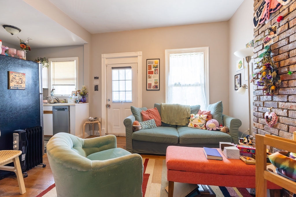 47 Old Harbor, Boston, Massachusetts, 1 Bedroom Bedrooms, 3 Rooms Rooms,1 BathroomBathrooms,Residential Lease,For Rent,Old Harbor,73532838