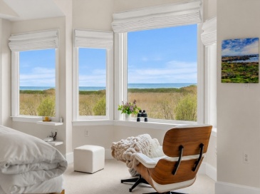 128 Ocean Avenue, Swampscott, Massachusetts, 4 Bedrooms Bedrooms, 11 Rooms Rooms,2.5 BathroomsBathrooms,Residential,For Sale,Ocean Avenue,73501819