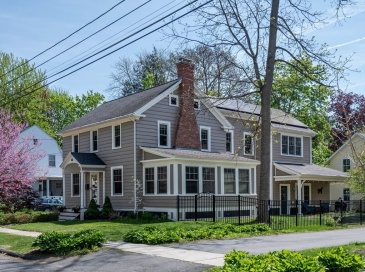 66 Maynard Rd, Northampton, Massachusetts, 3 Bedrooms Bedrooms, 9 Rooms Rooms,2.5 BathroomsBathrooms,Residential,For Sale,Maynard Rd,73515909