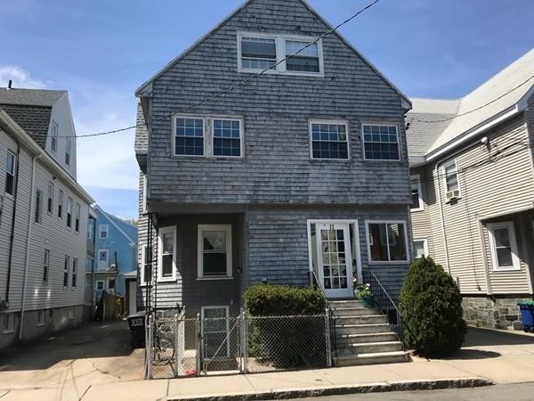 11 Lowden Ave, Somerville, Massachusetts, 4 Bedrooms Bedrooms, 6 Rooms Rooms,2 BathroomsBathrooms,Residential Lease,For Rent,Lowden Ave,73522157