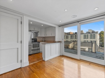 256 W. 3rd St, Boston, Massachusetts, 2 Bedrooms Bedrooms, 4 Rooms Rooms,1 BathroomBathrooms,Residential Lease,For Rent,W. 3rd St,73534803 256 W. 3rd St, Boston, Massachusetts, 2 Bedrooms Bedrooms, 4 Rooms Rooms,1 BathroomBathrooms,Residential Lease,For Rent,W. 3rd St,73534803