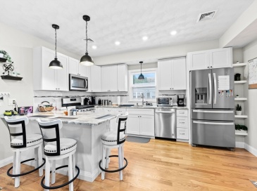 57 Buffum St, Salem, Massachusetts, 3 Bedrooms Bedrooms, 6 Rooms Rooms,2 BathroomsBathrooms,Residential,For Sale,Buffum St,73542057