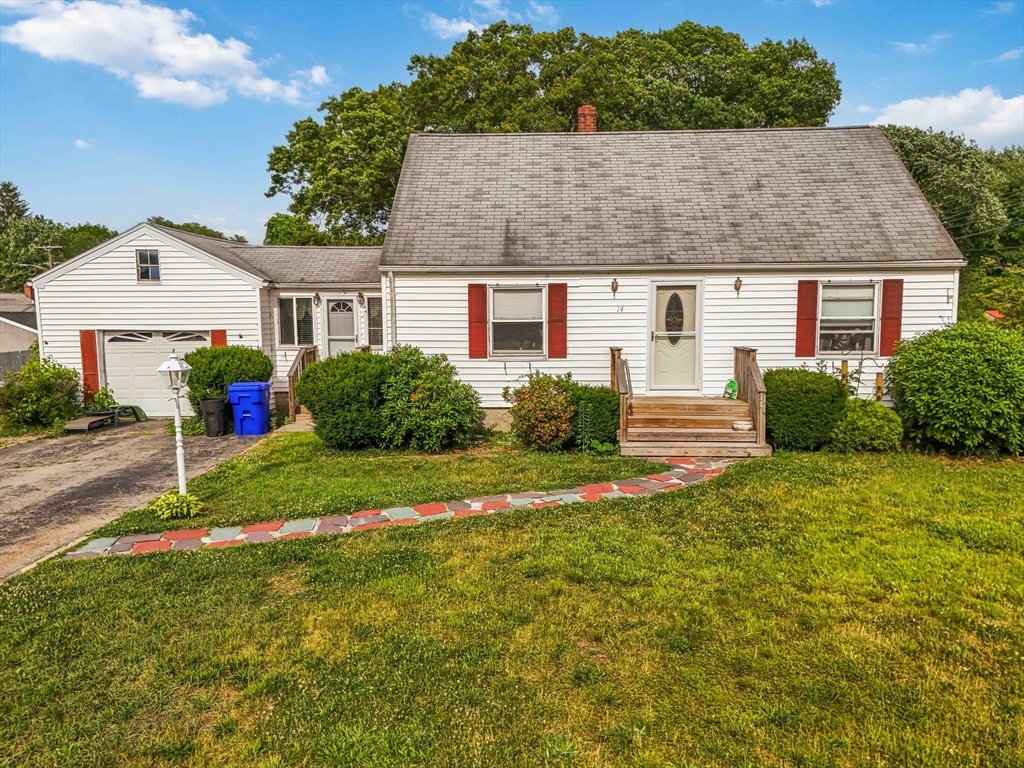14 Highland, Taunton, Massachusetts, 3 Bedrooms Bedrooms, 7 Rooms Rooms,1 BathroomBathrooms,Residential,For Sale,Highland,73542202