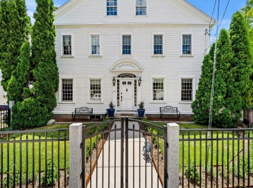199 Main St, Medway, Massachusetts, 4 Bedrooms Bedrooms, 8 Rooms Rooms,3.5 BathroomsBathrooms,Residential,For Sale,Main St,73542151 199 Main St, Medway, Massachusetts, 4 Bedrooms Bedrooms, 8 Rooms Rooms,3.5 BathroomsBathrooms,Residential,For Sale,Main St,73542151