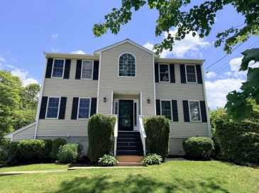 21 Forestview Drive, Fairhaven, Massachusetts, 4 Bedrooms Bedrooms, 6 Rooms Rooms,2.5 BathroomsBathrooms,Residential,For Sale,Forestview Drive,73542173