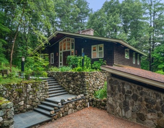 12 Forest Hill Road, Wayland, Massachusetts, 4 Bedrooms Bedrooms, 9 Rooms Rooms,4.5 BathroomsBathrooms,Residential,For Sale,Forest Hill Road,73542232