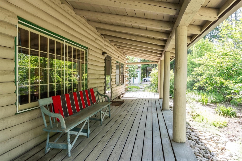 64 S Shore Dr, Orange, Massachusetts, 2 Bedrooms Bedrooms, 5 Rooms Rooms,2 BathroomsBathrooms,Residential,For Sale,S Shore Dr,73542162