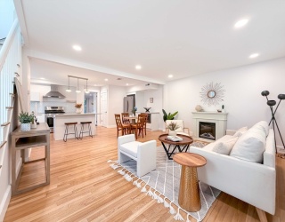 130 Viles Street, Weston, Massachusetts, 3 Bedrooms Bedrooms, 5 Rooms Rooms,2.5 BathroomsBathrooms,Residential,For Sale,Viles Street,73542128