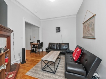 21 Park Vale Ave, Boston, Massachusetts, 3 Bedrooms Bedrooms, 4 Rooms Rooms,1.5 BathroomsBathrooms,Residential,For Sale,Park Vale Ave,73542256