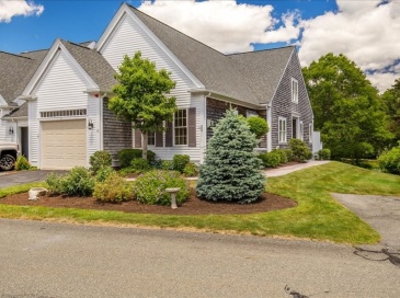 11 Stratford Ridge, Mashpee, Massachusetts, 3 Bedrooms Bedrooms, 12 Rooms Rooms,3.5 BathroomsBathrooms,Residential,For Sale,Stratford Ridge,73542193